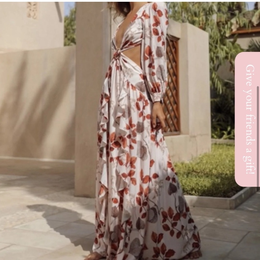 REVOLVE Anne Louise Oasis Maxi Dress - Picture 5 of 11
